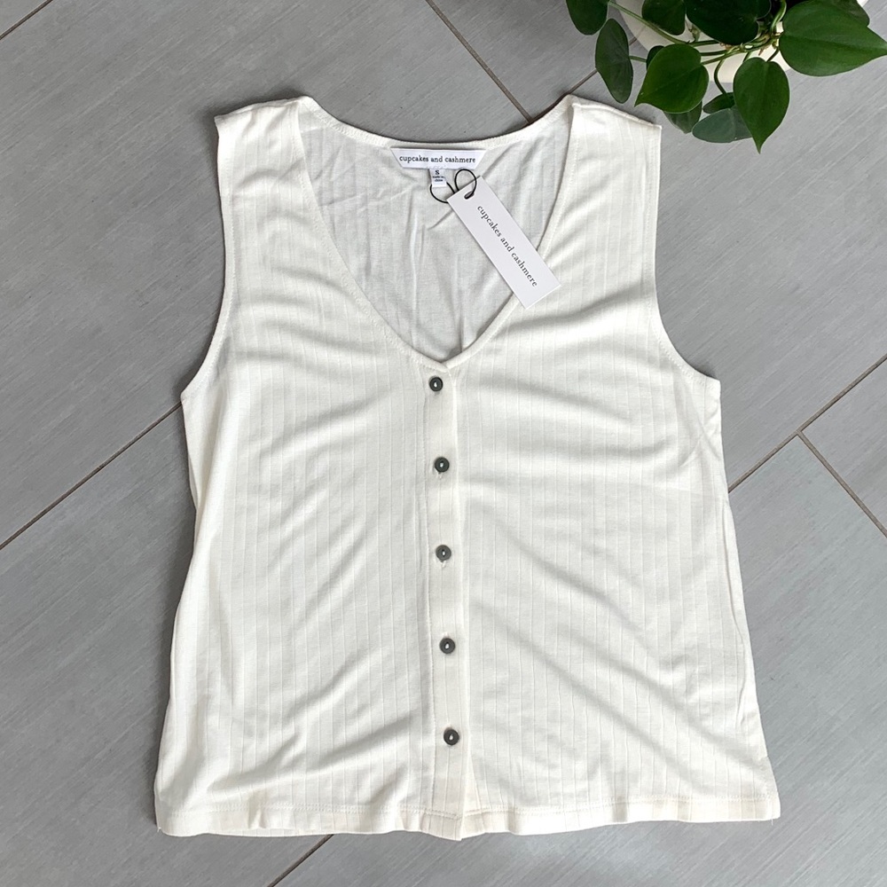 NWT Cupcakes and Cashmere Serotta Tank - Picture 3 of 11